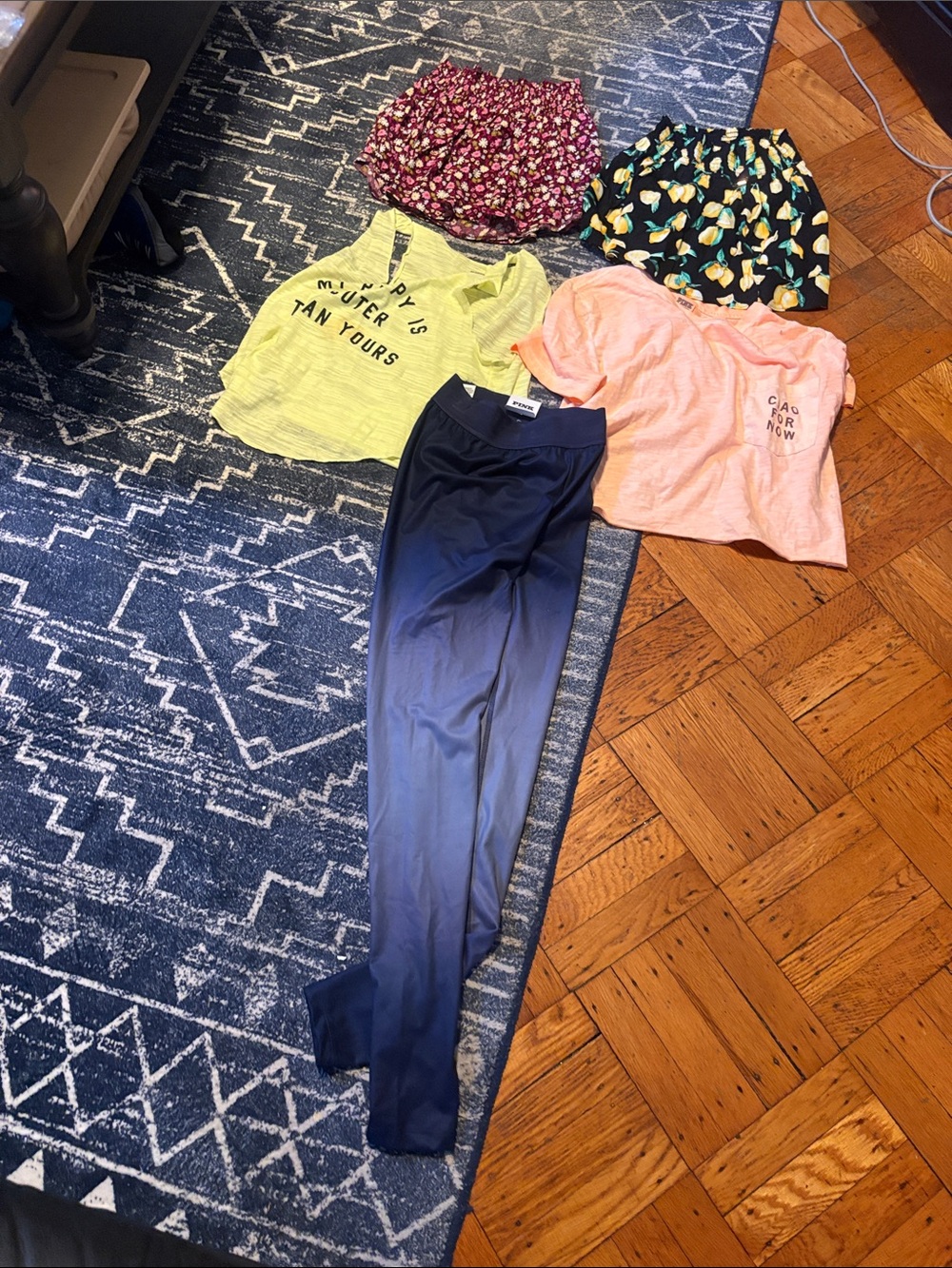 Pink bundle set 2 shorts 2 shirts 1 leggings